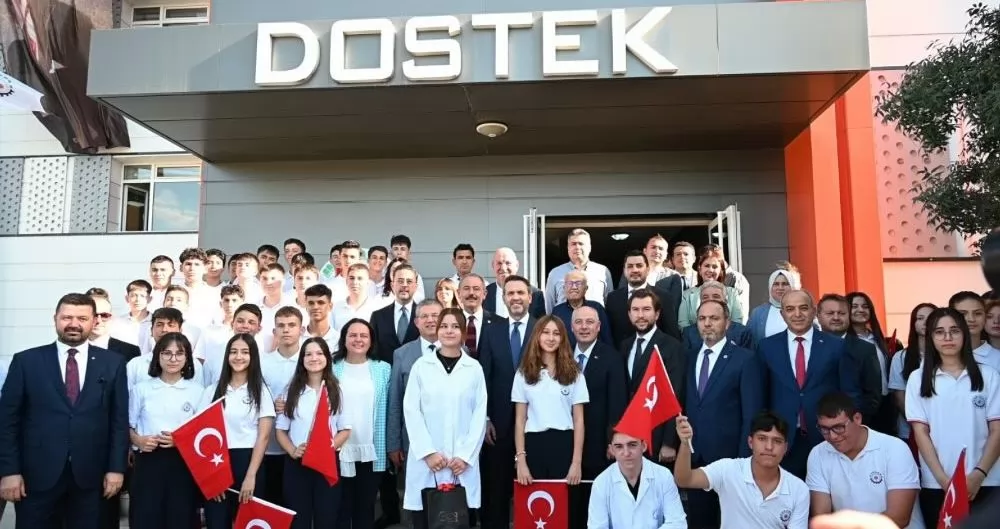 Denizli Sanayicileri DOSTEK Koleji’nde Bir Araya Geldi